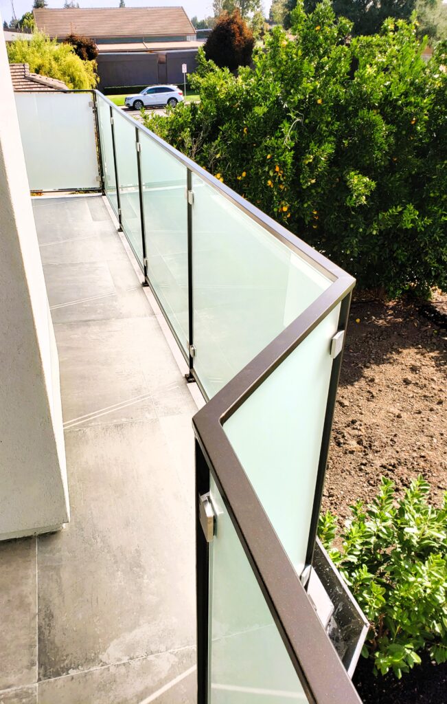 Glass Deck Railing System
